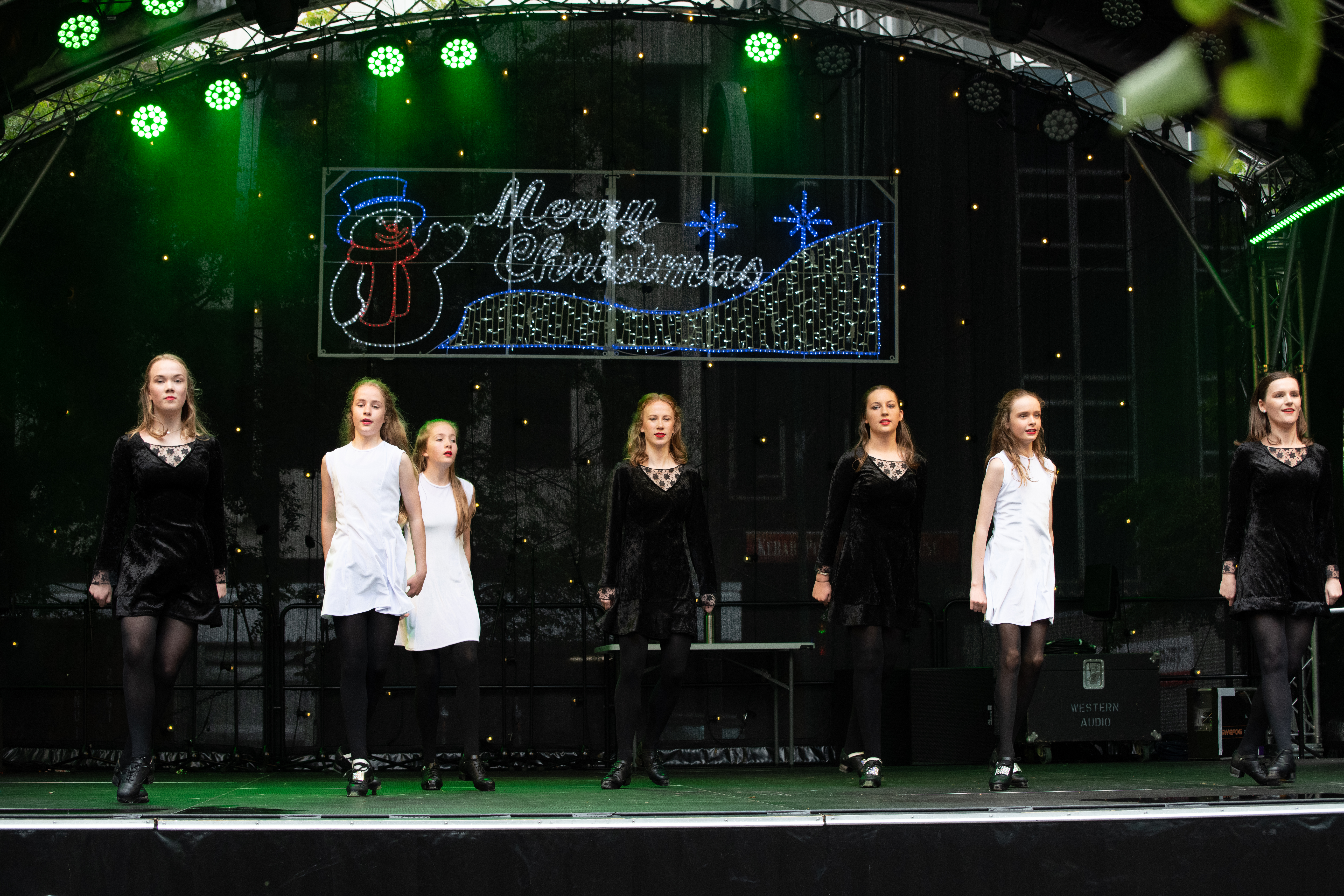 galleries//wellyxmas2018/gallery43/xmas2018-1042.jpg