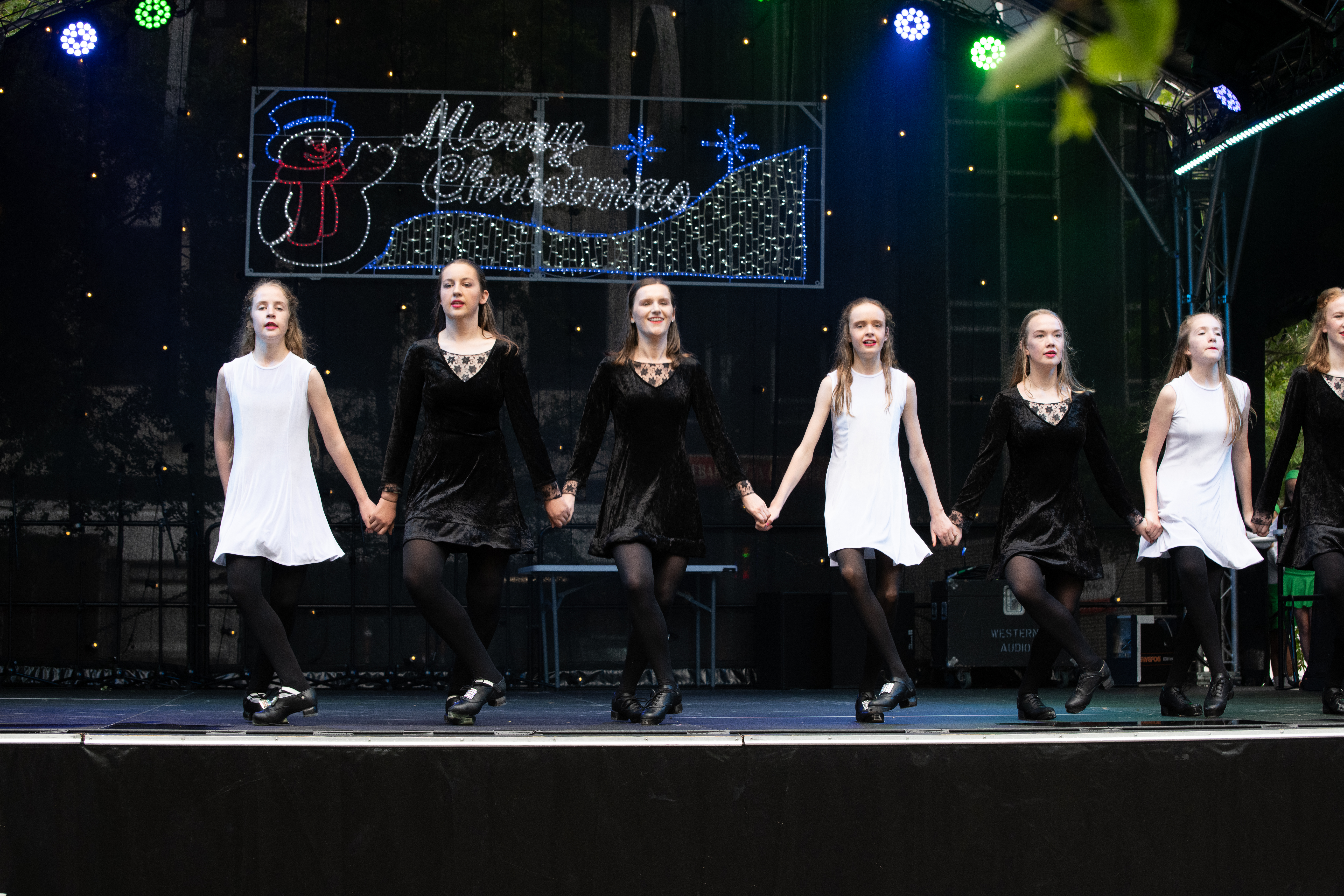 galleries//wellyxmas2018/gallery43/xmas2018-1086.jpg