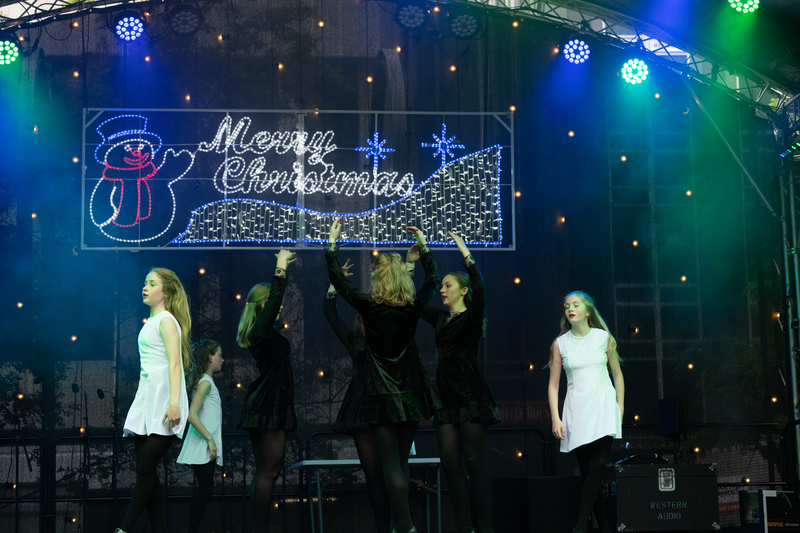 galleries//wellyxmas2018/gallery44/mid/mid_xmas2018-1155.jpg