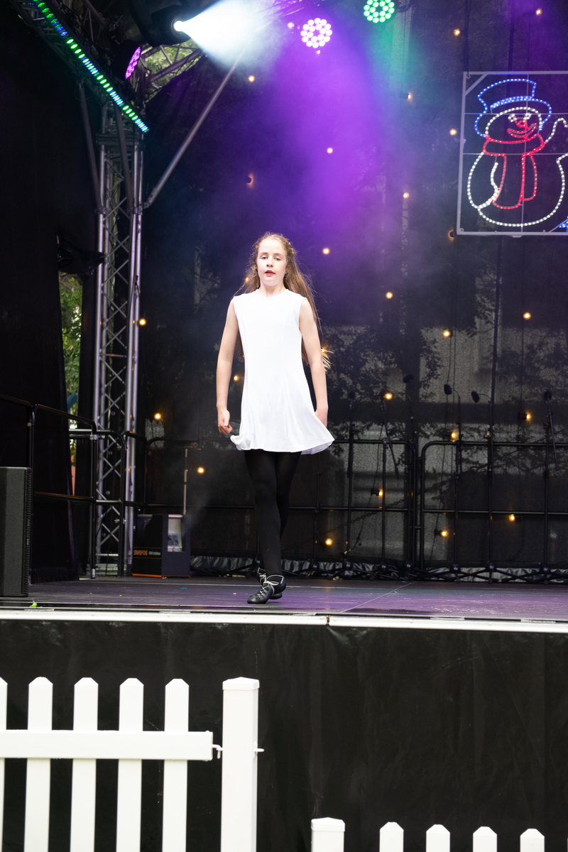 galleries//wellyxmas2018/gallery44/mid/mid_xmas2018-1417.jpg