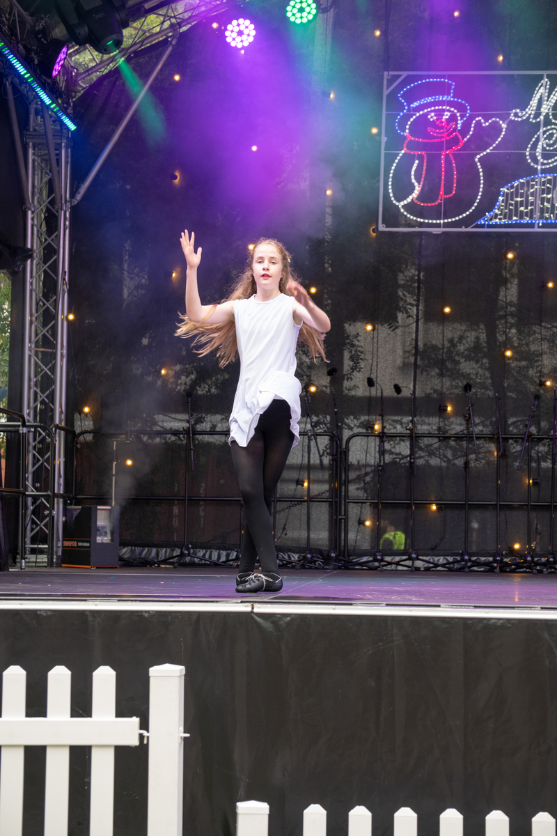 galleries//wellyxmas2018/gallery44/mid/mid_xmas2018-1464.jpg