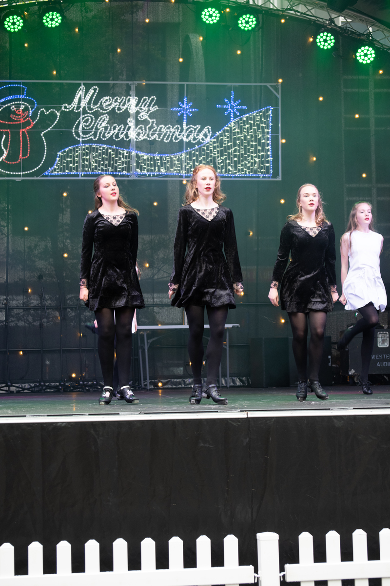 galleries//wellyxmas2018/gallery44/mid/mid_xmas2018-1580.jpg